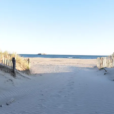 La Au Centre-port D'agde Apartment Agde